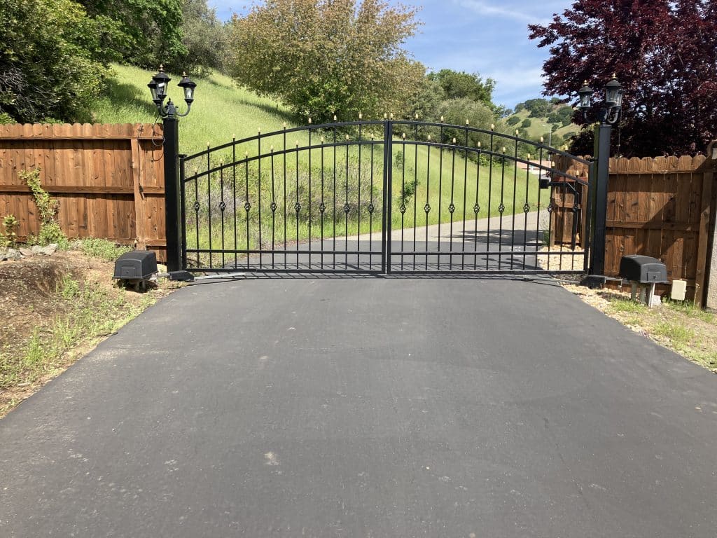 Gate Installation Combined With Gate Maintenance Improves Home Safety