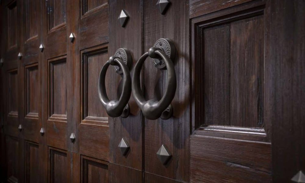 Hardware-Rocky-Mountain-Clavos-and-Knockers-1024x633-1